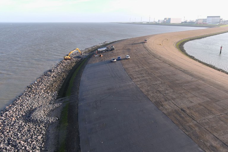 Aanleg getijdenpoeltjes Noorderpier Harlingen 2.JPG