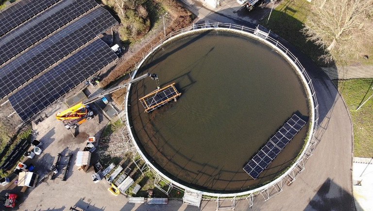 Aanleg zonnepanelen rwzi Burgum